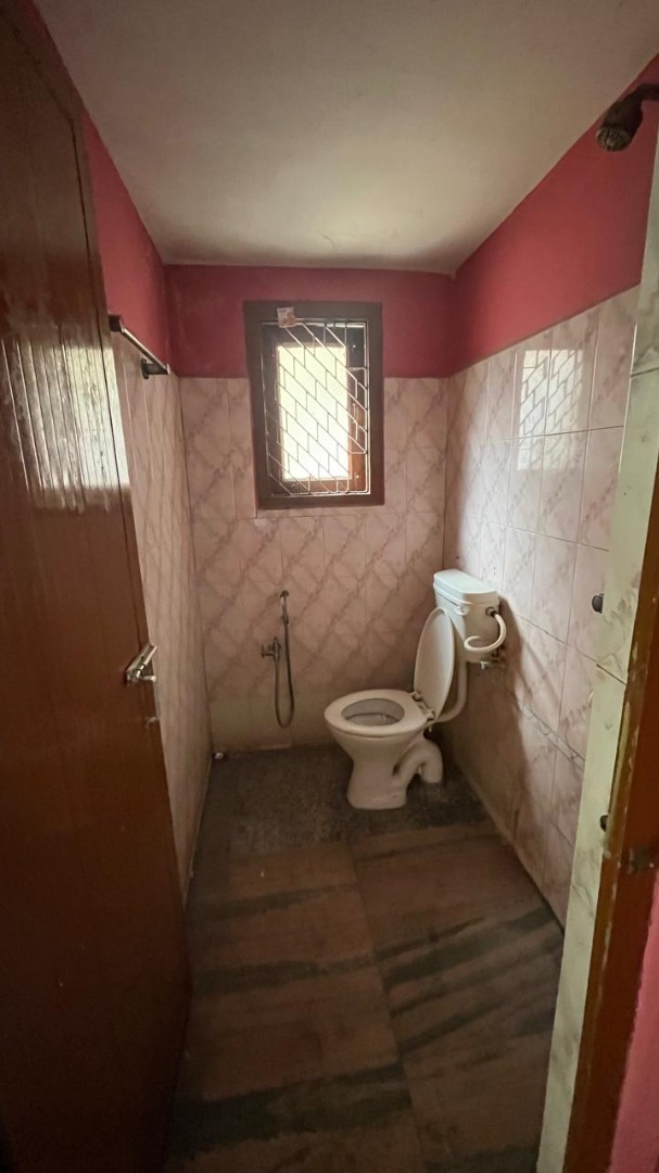 Unfurnished 2bhk in Ulubari, Guwahati, Assam, India for Rent